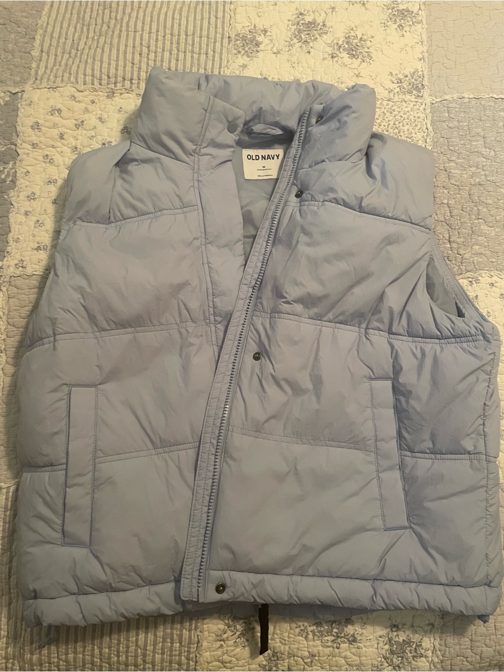 Old Navy Light Blue Quilted Puffer Vest - Picture 3 of 3